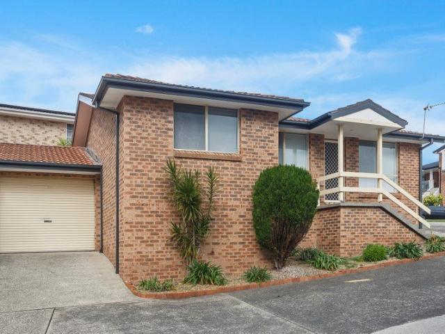 Fresh, Easy Care Living in a Quiet Location