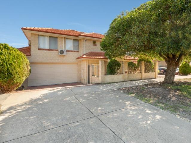 NEW PRICE. READY TO MOVE IN!