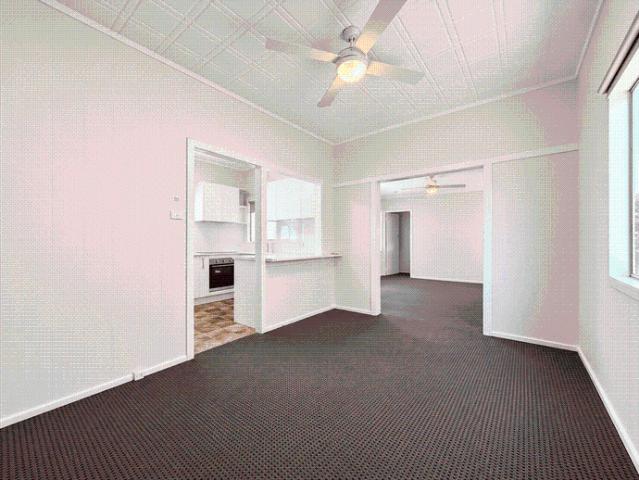 Fresh Interiors and Close to the Beach!