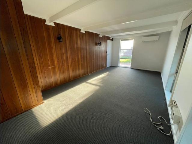 Fresh Interiors, Secure Yard & Plenty of Space