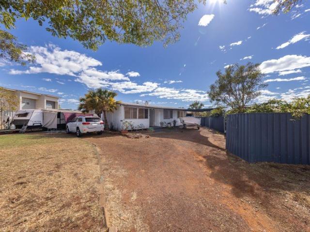 742m² R40 Block | Renovated Home | Leased at $950 per Week | Future Development Potential