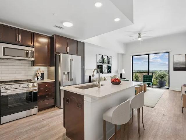 Fresh Montrose & Museum District Living with Poolside Perks | 1BR from $1,976/mo