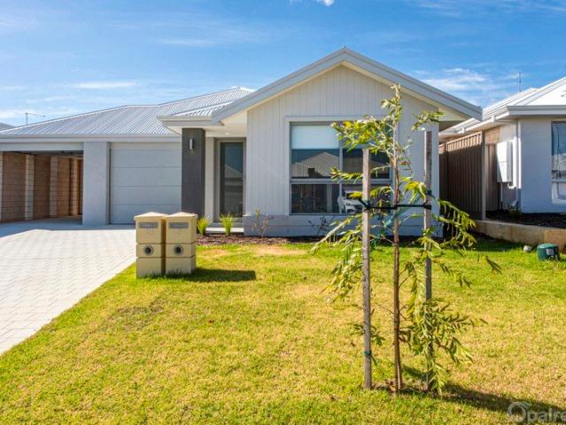 Fresh, Modern Living in the Heart of Karnup
