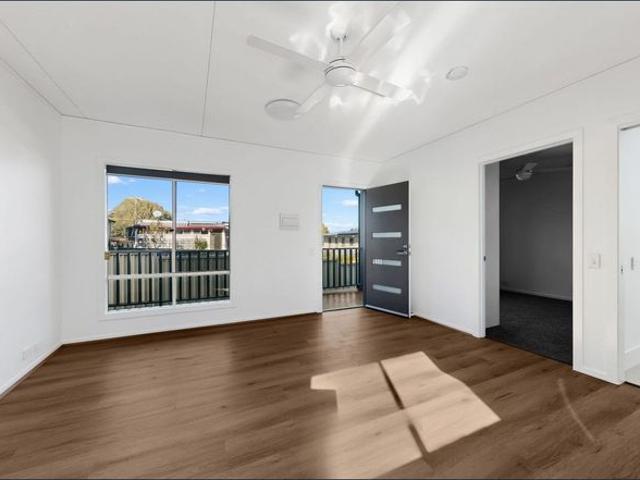 Fresh, Modern & Spacious – Brand New Granny Flat