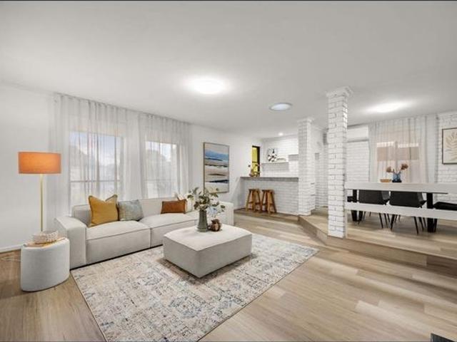 Fresh Modern Stylish Coastal Living at Its Best!