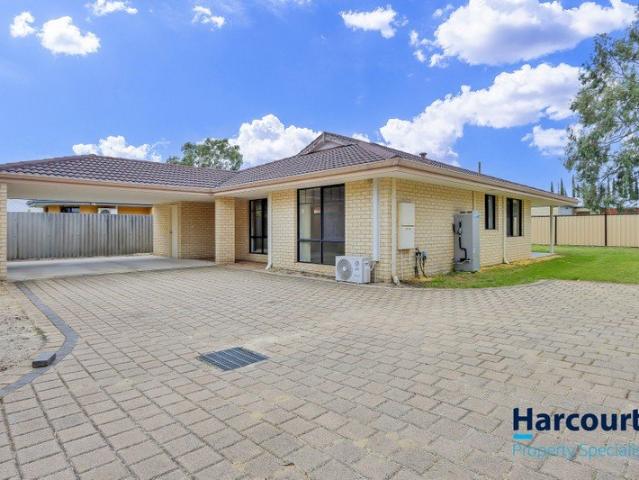FRESH & MODERN VILLA CLOSE TO ALL AMENITIES
