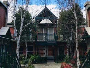 Fresh on the market light filled Townhouse!