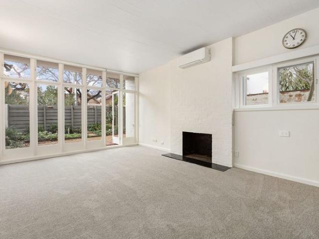 Fresh & Perfectly Positioned in Prime Armadale