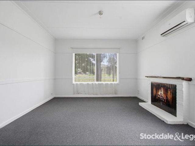 Fresh & Ready To Move In!
