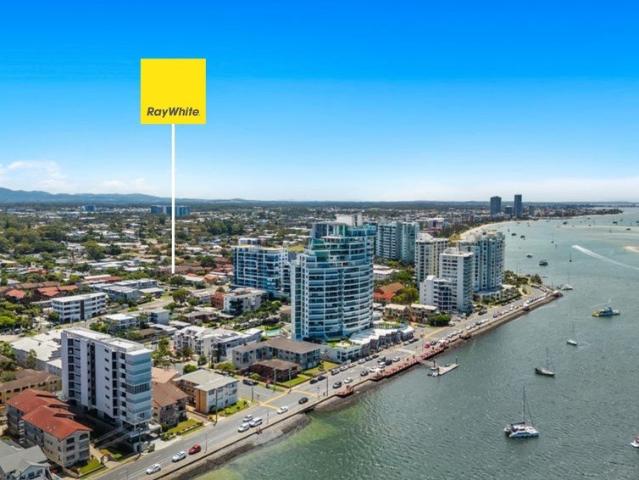 Fresh, Spacious & Effortless Living Near the Broadwater