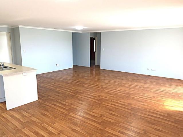 Fresh, Spacious & Family Friendly Home in Dalyellup – $750 Per Week