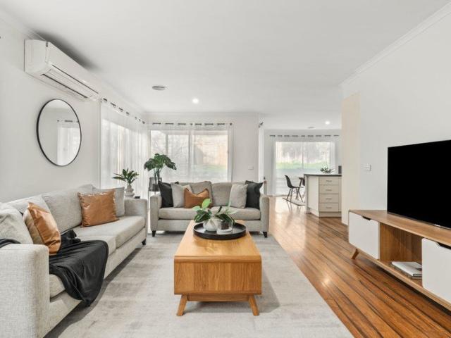 Fresh, Spacious & Family Friendly in Berwick