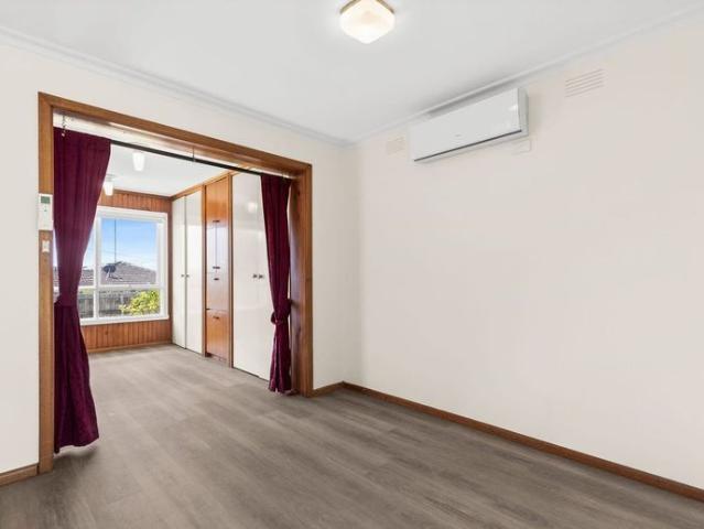 Fresh, Spacious & Great Location