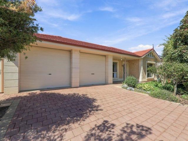 Fresh, Spacious & Perfectly Positioned
