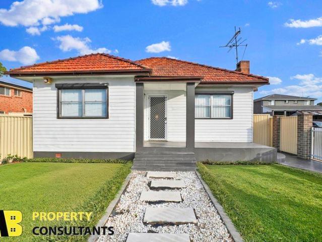 Freshly painted 3 bedroom house close to station