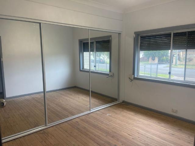 Freshly Painted 3 Bedroom House