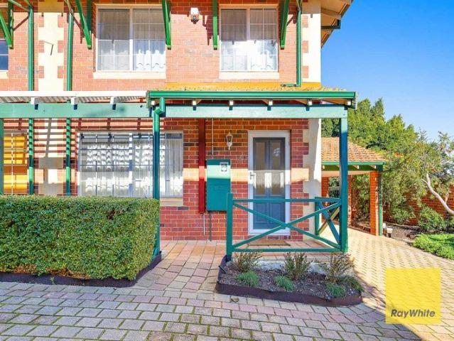 Freshly Painted 3x1.5 Townhouse in a Secure Gated Complex Low Maintenance Living!