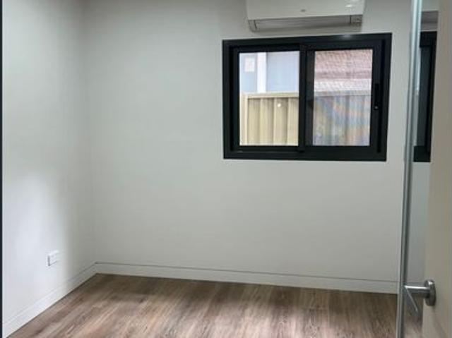 Freshly Painted 1 Bedroom Granny Flat