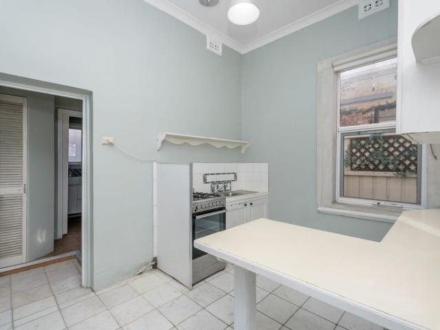 Freshly Painted 2 Bedroom Terrace Home Within Walking Distance to Seddon Village