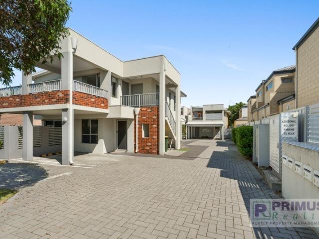 Freshly Painted Ground Floor Apartment Close to Curtin University