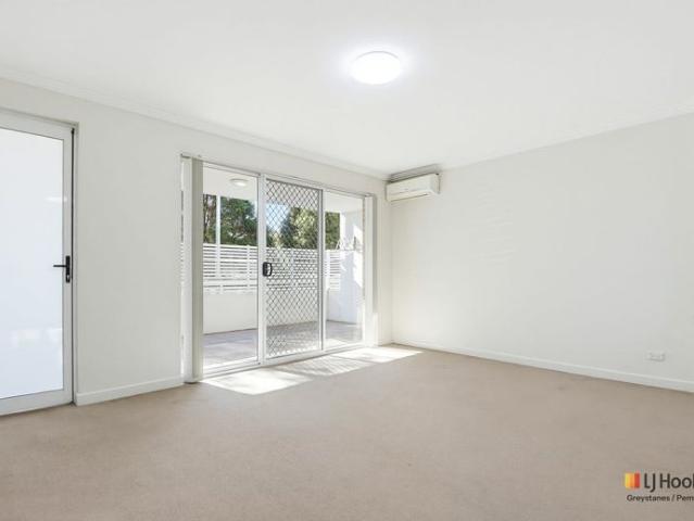 Freshly Painted Ground Floor 1 Bedroom Apartment