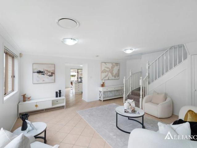 Freshly Painted Four Bedroom Duplex In Highly Sought After Location
