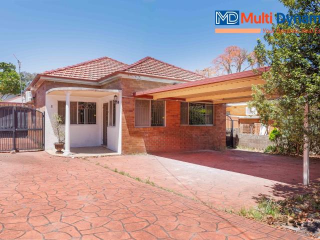 Freshly painted Family Home. Close to all amenities