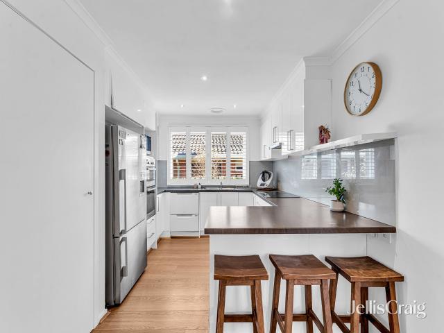 Freshly Painted Family Home in Quiet Court