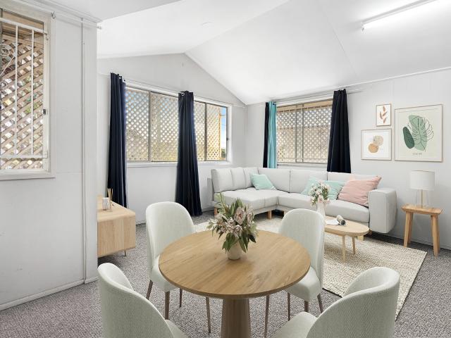 freshly painted flat in central location