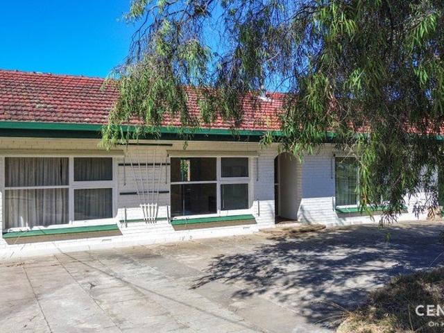 Freshly painted home mintues from the township