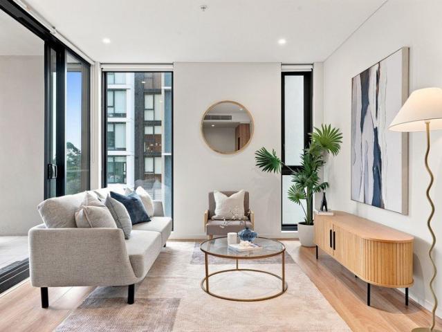 Freshly Painted One Bedroom Plus Study with Metro at Your Doorstep