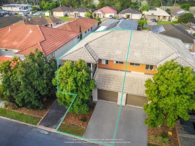 Freshly Painted & New Carpets, Low Maintenance Living in a Quiet Bald Hills Complex