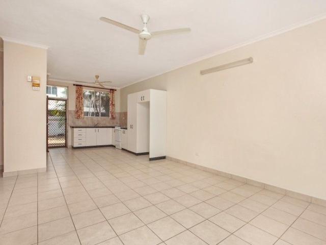 Freshly Painted & Perfectly Positioned Unit!