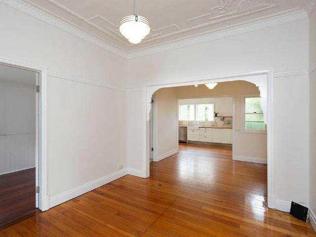 Freshly Painted & Ready to Enjoy in Paddington
