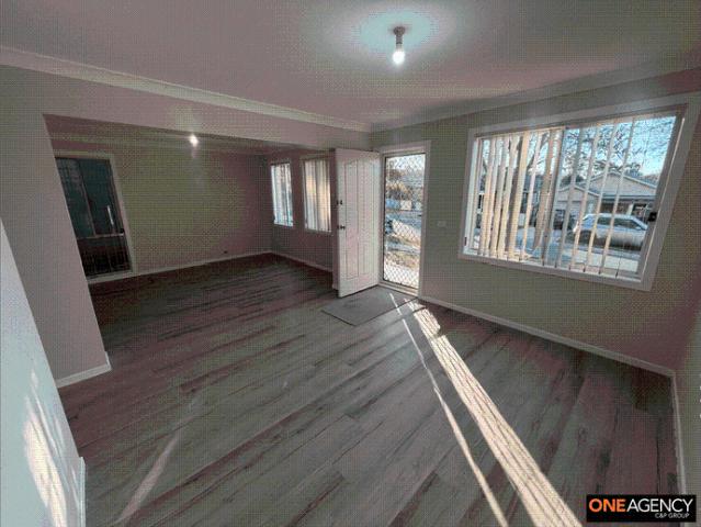 Freshly painted three bedroom home in Currans Hill
