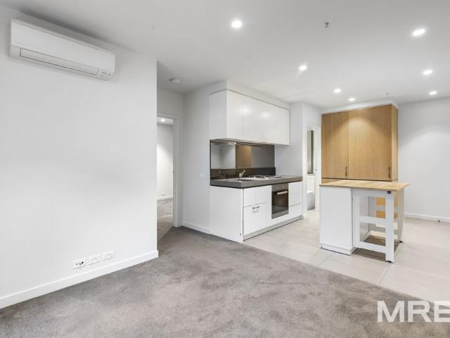 Freshly Painted Two Bedroom Apartment with Resort Style Amenities