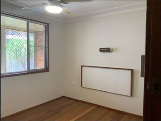 Freshly Painted Two Bedroom Villa in Prime Ettalong Beach Location!