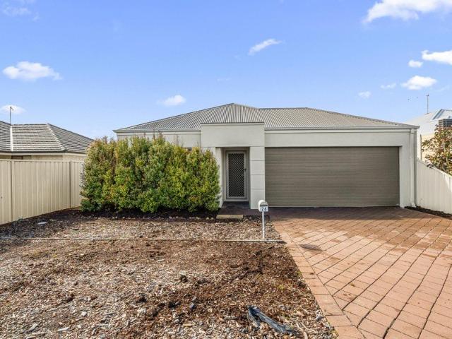 Freshly Painted & Updated Coastal Living in Singleton!