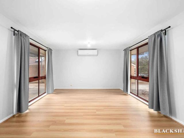 Freshly Refreshed Family Home in the Heart of Florey
