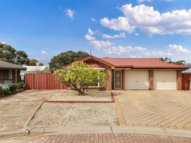 Freshly Refurbished Family Living