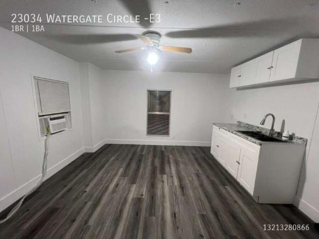 Freshly Remodeled STUDIO in a Mobile Home in West Boca Raton