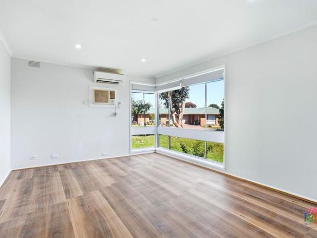 Freshly Renovated 4 Bedroom Family Home in a Quiet Court