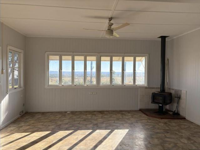 Freshly renovated 4 bedroom home on acreage in Tablelands
