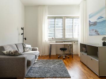 Freshly renovated 4 room apartment in Düsseldorf Oberkassel, Dusseldorf Amsterdam Apartments for Rent