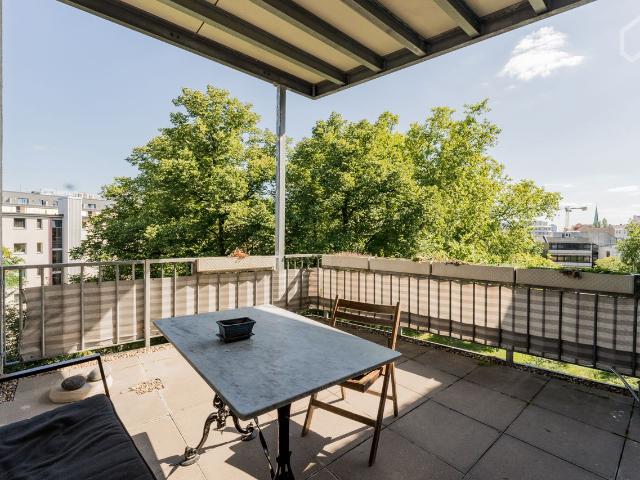 Freshly renovated 100sqm | 2 Bedrooms | 2 Bathrooms | South East Terrace | Fireplace | Fully Furnished | Quiet Garden View | Charlottenburg, Berlin Amsterdam Apartments for Rent