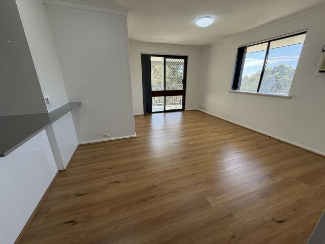 Freshly renovated 2 by 1 unit