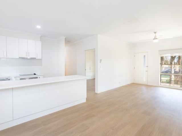 Freshly Renovated 2 Bedroom Home with Lawn & Garden Maintenance Included
