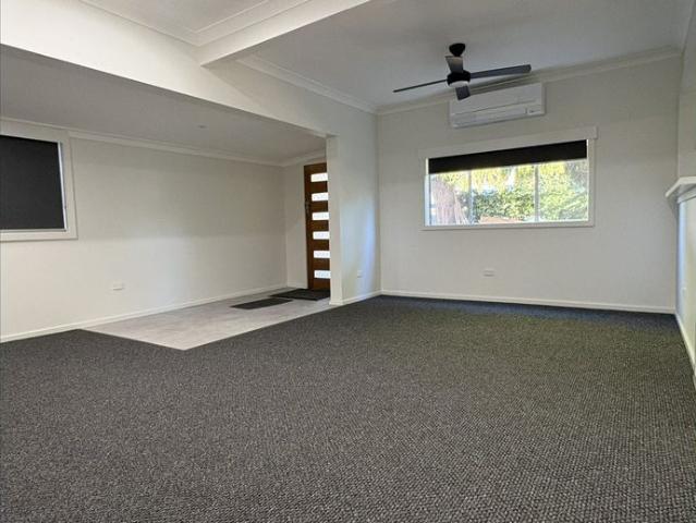 FRESHLY RENOVATED 2 BEDROOM HOME IN BEGA