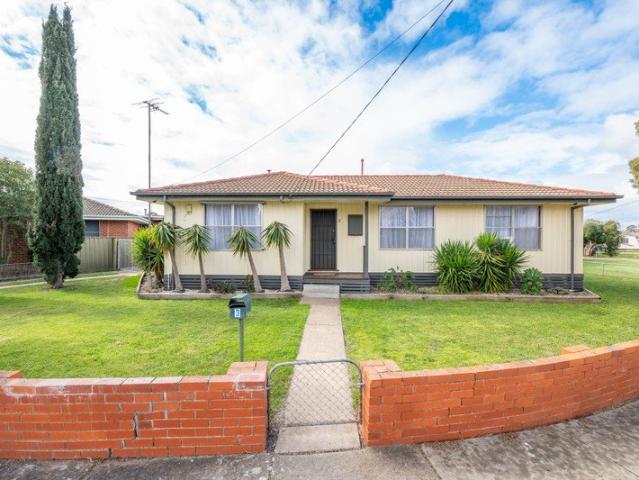 Freshly Renovated 3 Bedder