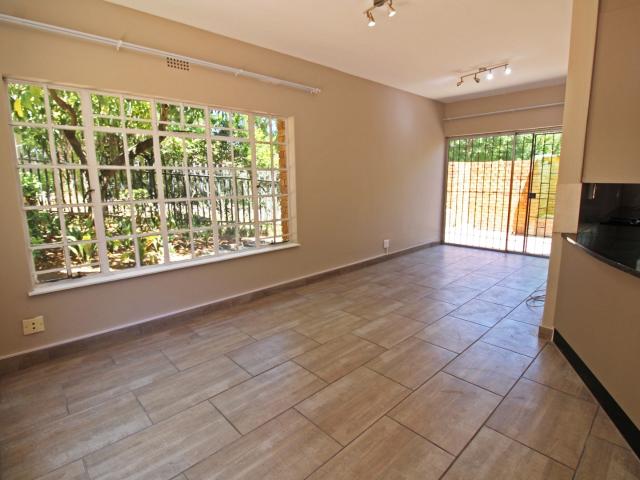 Freshly Renovated 3 Bedroom Apartment in a Leafy, Tranquil Setting